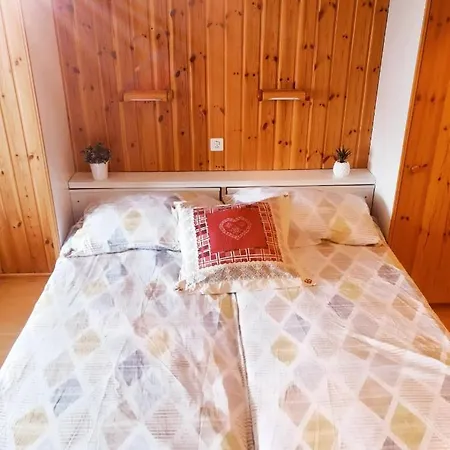 Superbe Au Centre De La Station *